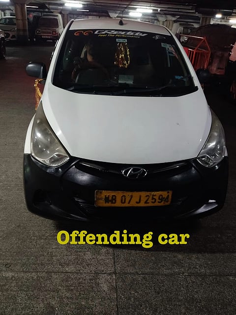 इसी कार के ड्राइवर ने की छिनताई