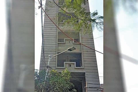 हावड़ा में सुरक्षा नियम ताक पर, हादसे ने खोली निर्माण व्यवस्था की पोल