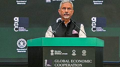 सम्मेलन में बोलते विदेश मंत्री डॉ एस जयंशकर।