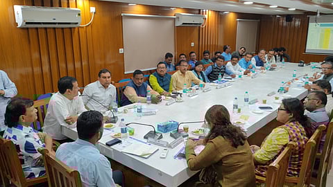 आपास एवं पथश्री को लेकर निगम में की गयी विशेष बैठक