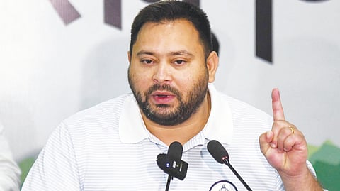Tejashwi raised questions on Nitish's announcements
