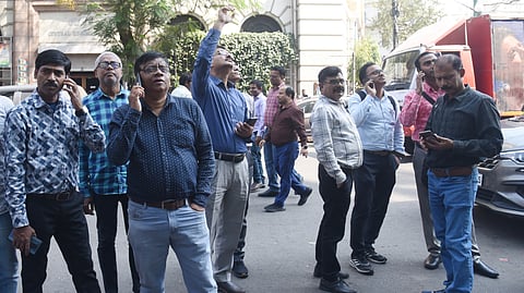 भूकंप के जोरदार झटके से हिल गया कोलकाता