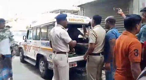 Policeman's body found hanging, creates sensation in the area