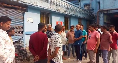 अस्पताल में लोगों की भीड़

