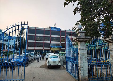 In Naihati, the names of CIC member Rajendra Gupta and his family members were struck off, and BJP was attacked.