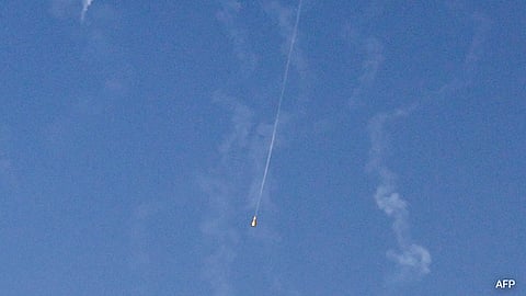 इज़राइल का दावा—ईरान ने क्लस्टर मिसाइलों का किया इस्तेमाल 