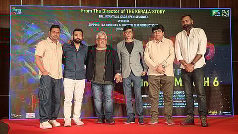 फिल्म "चरक फ़ेयर ऑफ़ फ़ेथ" की पूरी टीम ने कोलकाता में फिल्म प्रेमियों का जीता दिल