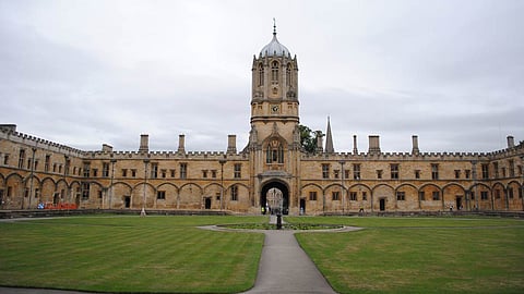 विदेशी यूनिवर्सिटी कैंपस से छात्रों को राहत, ट्यूशन फीस में 50% तक कटौती संभव