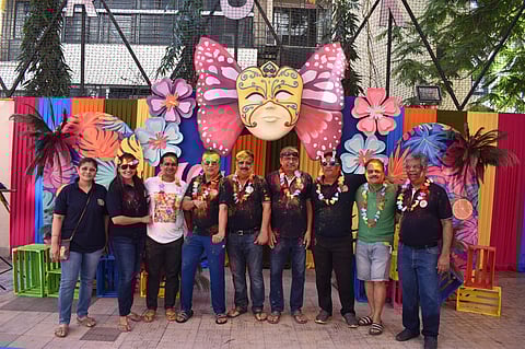 हिंदुस्तान क्लब ने 'रंग दे रियो' और हास्य कवि सम्मेलन के साथ होली मनाई