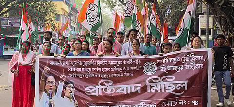 SIR के विरोध में निकाली गई रैली