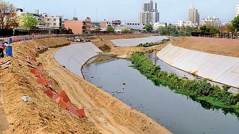 द्रव्यवती नदी