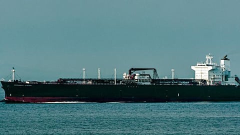 ‘नंदा देवी’ बड़ी मात्रा में एलपीजी लेकर भारत लौट रहा है। 