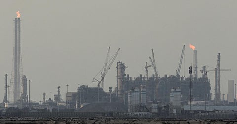 कतर के गैस हब पर ईरानी मिसाइल हमला: दुनिया की ऊर्जा सप्लाई पर बड़ा खतरा