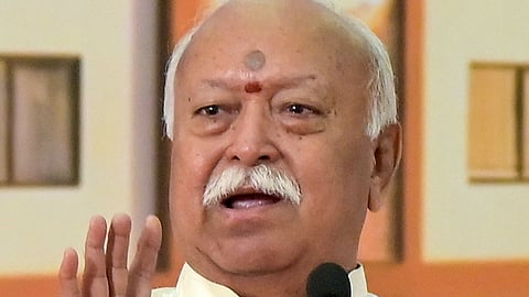 नागपुर में सभा को संबोधित करते संघ प्रमुख मोहन भागवत। 