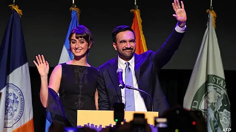 न्यूयॉर्क की फर्स्ट लेडी विवादों में, पुराने सोशल मीडिया पोस्ट्स पर बवाल