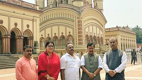 दक्षिणेश्वर काली मंदिर में दर्शन के बाद नितिन नवीन बोले : मां के आशीर्वाद से बनेगा सोनार बांग्ला