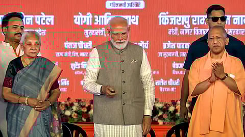 गौतमबुद्ध नगर जिले के जेवर स्थित नोएडा इंटरनेशनल एयरपोर्ट के प्रथम चरण का उद्घाटन करते
PM नरेन्द्र मोदी  