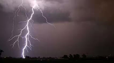 दक्षिण बंगाल में फिर दस्तक दे सकता है ‘काल बैसाखी’