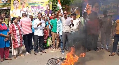 Panihati: 600 Voter Names Missing from List, Protests with Burning Tyres