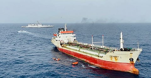 मुख्यभूमि के लिए साप्ताहिक जहाज सेवा शुरू करने की मांग तेज