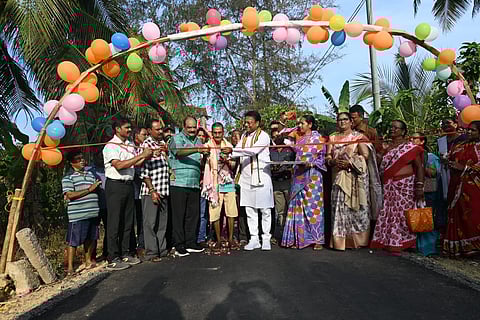 वांडूर व मंगलुटान में सामुदायिक विकास परियोजनाओं का शुभारंभ