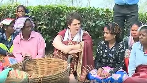 असम के मुद्दों को लेकर प्रियंका गांधी ने बीजेपी पर हमला बोला है।