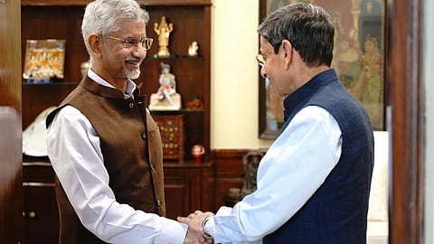 एस. जयशंकर से मिले राज्यपाल आर एन रवि 