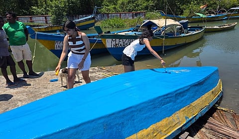 80 छात्रों ने पारंपरिक नौकाओं पुनर्स्थापन में दिया योगदान