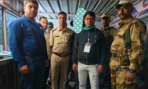 नाका चेकिंग में पुलिस ने 7 लाख रुपये किये जब्त