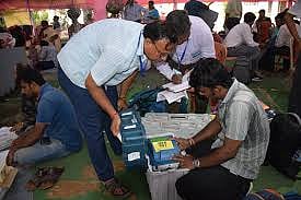 
पोलिंग एजेंट्स के बैठने को लेकर कोई नया नियम नहीं : CEO