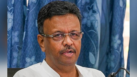 मंत्री फिरहाद हकीम 