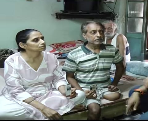 दस्तावेज जमा करने के बावजूद बड़ाबाजार की दिव्यांग महिला का नाम वोटर लिस्ट से कटा