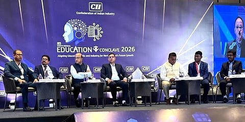 उत्तर बंगाल में वैश्विक शिक्षा केंद्र बनने की संभावना