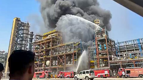 पचपदरा स्थित तेल रिफाइनरी में आग (फाइल फोटो)