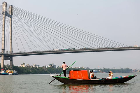 ब्रेथवेट कारखाने में समान काम के समान वेतन से श्रमिकों में खुशी