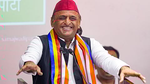 अखिलेश यादव