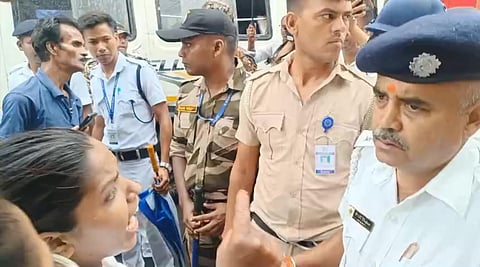 कोलकाता में चुनावी टकराव, BJP उम्मीदवार पर TMC कैंप पर हमले का आरोप