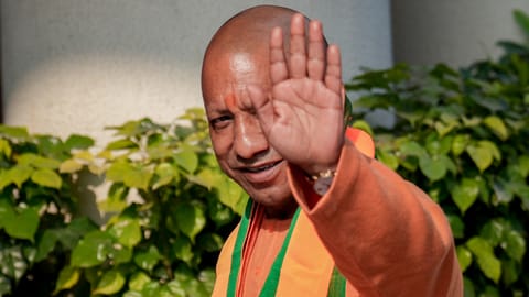 योगी आदित्यनाथ 