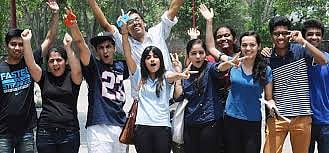 छात्रों की मेहनत लायी रंग, ICSE-ISC में कोलकाता के छात्रों का दमदार प्रदर्शन