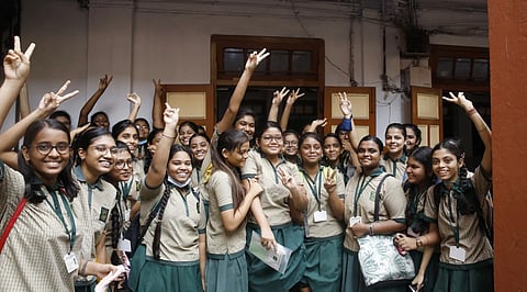 WB HS Result 2026 जारी, 91.23% छात्र पास