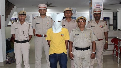 36 घंटे में हिट एंड रन मामले का खुलासा, हम्फ्रेगंज पुलिस ने आरोपी चालक को किया गिरफ्तार