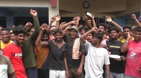  Naihati Municipality Gheraoed: Employees Protest Over Unpaid Salaries & PF