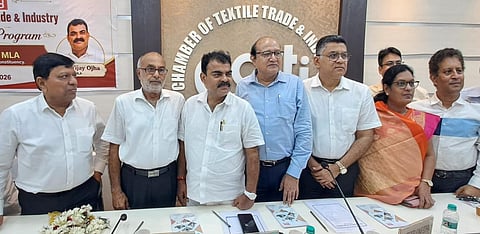 COTTI : जोड़ासांको के नव निर्वाचित विधायक विजय ओझा के सम्मान में कार्यक्रम का आयोजन