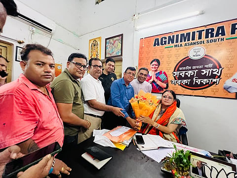 पश्चिम बर्दवान डिस्ट्रिक्ट चैंबर ऑफ कॉमर्स एंड इंडस्ट्री ने मंत्री को पूर्ण सहयोग का दिया आश्वासन