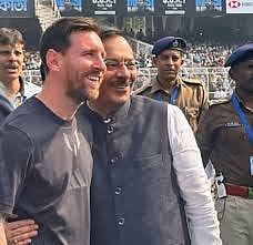
मेस्सी विवाद में बढ़ीं अरूप की मुश्किलें, FIR दर्ज