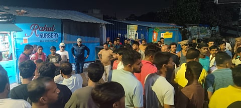 आपसी विवाद रणक्षेत्र बना बर्नपुर बस स्टैण्ड