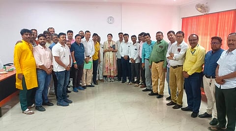 बर्नपुर कॉन्ट्रैक्टर्स एसोसिएशन ने मंत्री अग्निमित्रा पॉल को किया सम्मानित