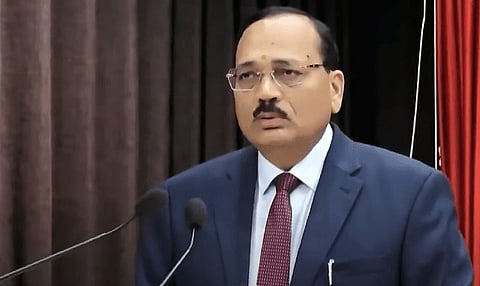 कार्यक्रम में वविाद के बाद आयोजकों ने मामले को संभाला