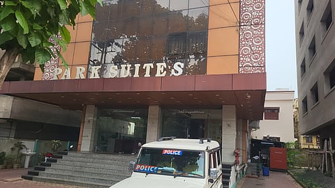 होटल में नाबालिग से सामूहिक दुष्कर्म का आरोप