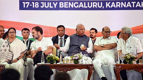 ‘इंडिया’ गठबंधन की बैठक शुरू, भाजपा से मुकाबले की रणनीति पर होगी चर्चा
